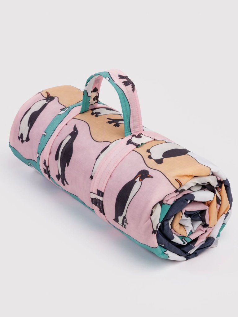 Nwt Baggu Puffy Picnic Blanket - Penguin